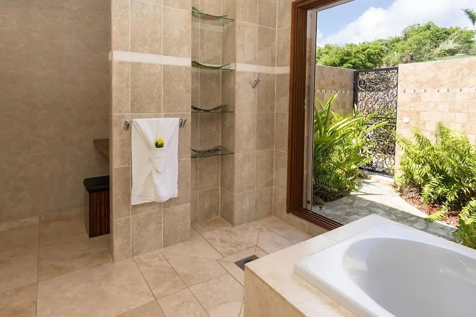 Villa Dolphin Saint Martin Orient Bay